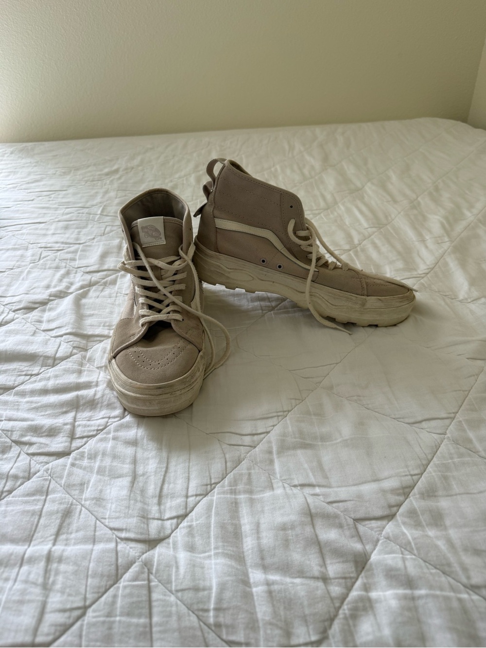 Women’s High-Top Vans MTE sneakers